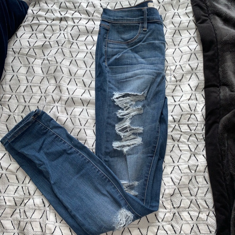 Ripped jeans